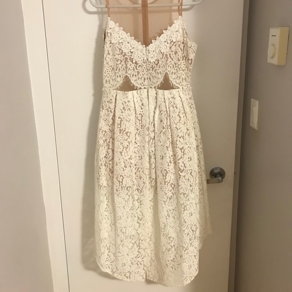 White dress size M from HONEY boutique. - Picture 2 of 13